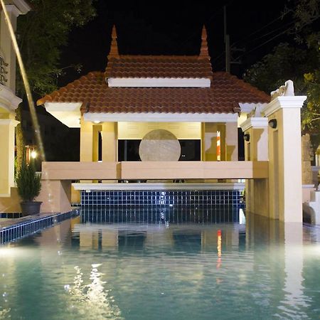 Chivapuri Residence Bangsaen Чонбури Екстериор снимка