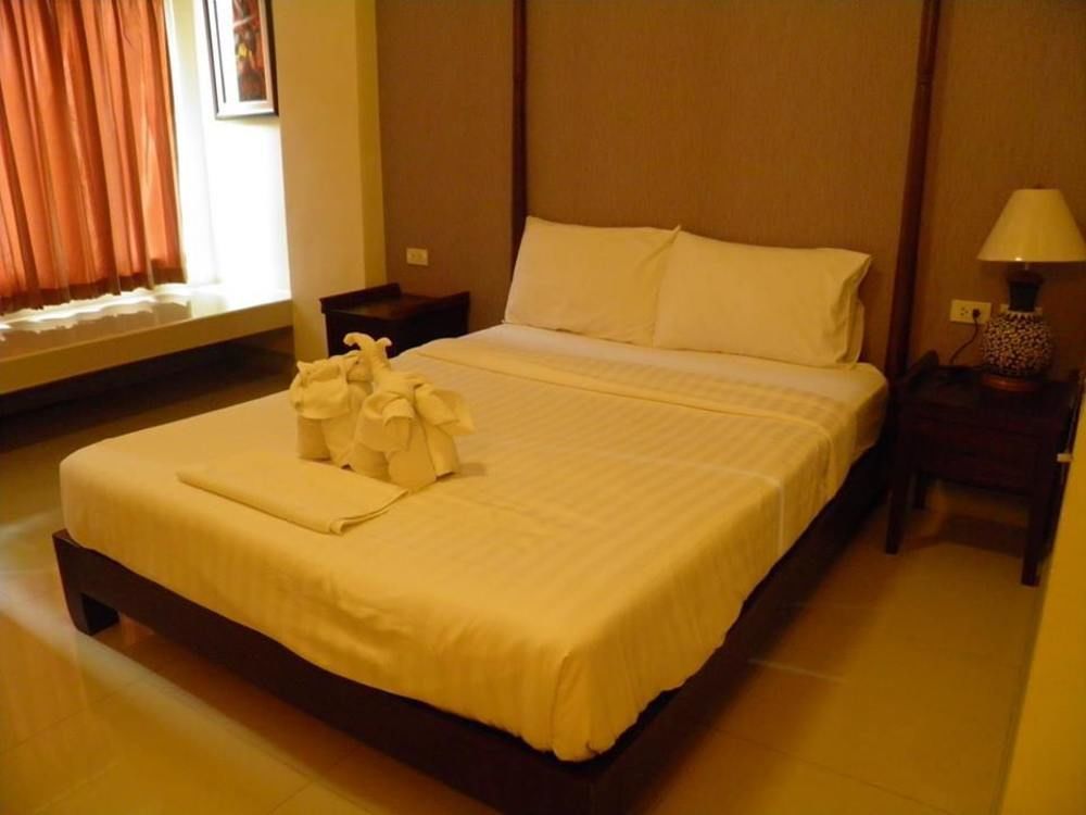 Chivapuri Residence Bangsaen Чонбури Екстериор снимка