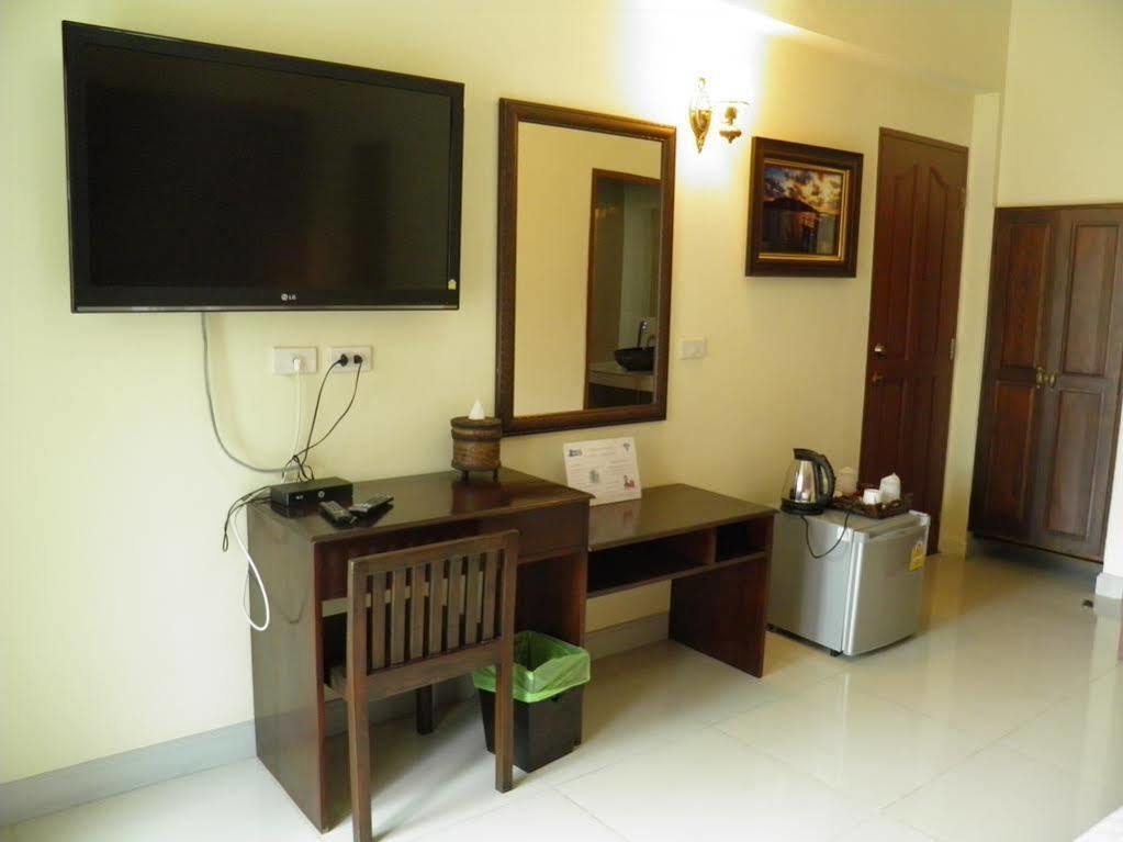 Chivapuri Residence Bangsaen Чонбури Екстериор снимка