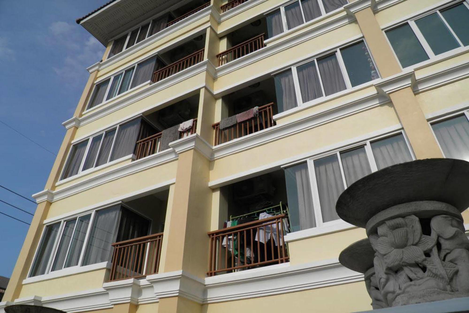 Chivapuri Residence Bangsaen Чонбури Екстериор снимка